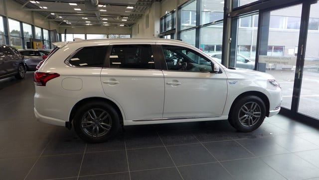 JMBXDGG3WLZ022097 2020 MITSUBISHI OUTLANDER-3