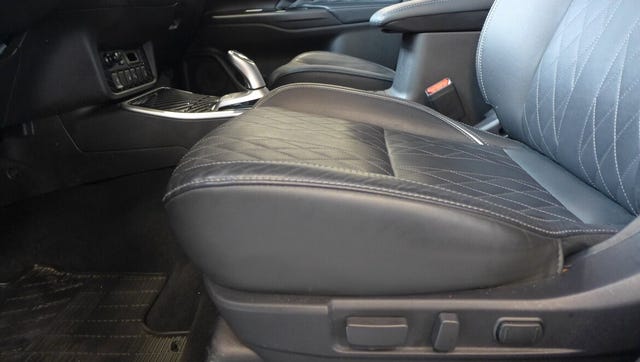 2020 MITSUBISHI OUTLANDER - 10