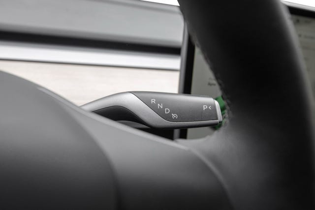 2022 TESLA MODEL 3 - 10