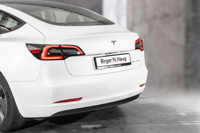LRW3E7EK1NC490887 2022 TESLA MODEL 3-4