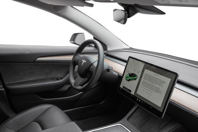 2022 TESLA MODEL 3 - 17