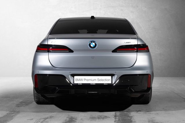 2024 BMW I7 - 7