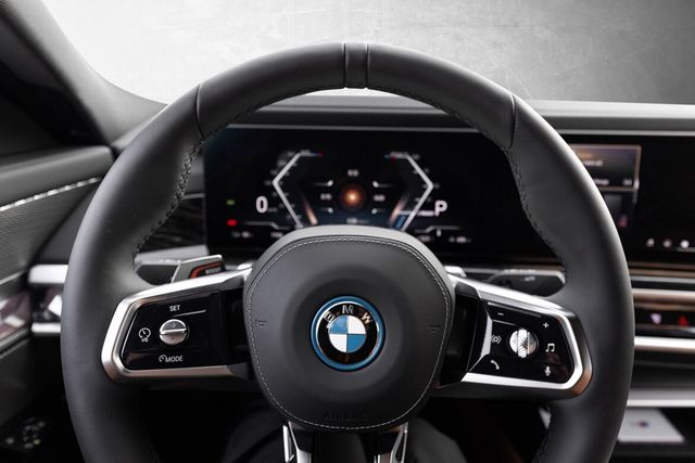 2024 BMW I7 - 15