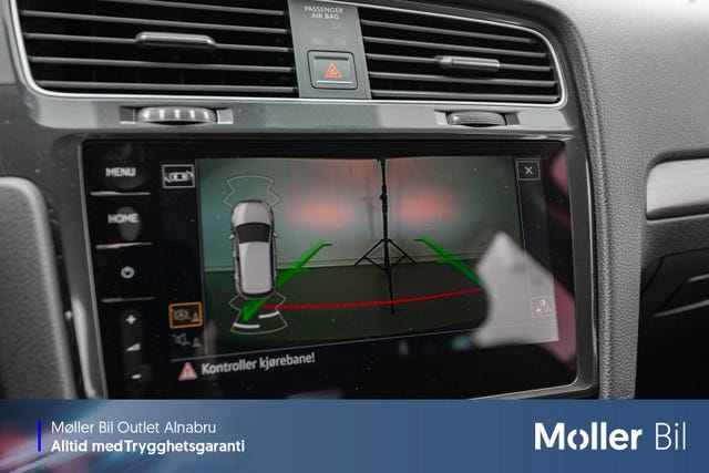 2018 VOLKSWAGEN GOLF - 24