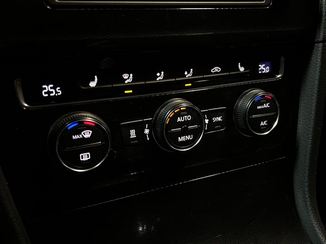 2015 VOLKSWAGEN GOLF - 47