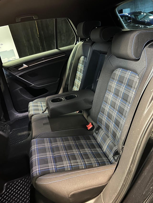 2015 VOLKSWAGEN GOLF - 20