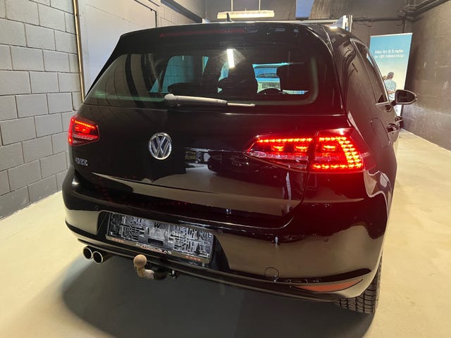 2015 VOLKSWAGEN GOLF - 12