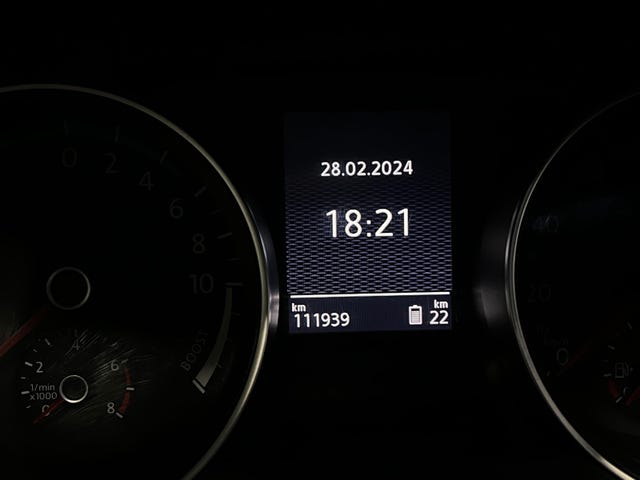 2015 VOLKSWAGEN GOLF - 36