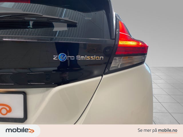 2018 NISSAN LEAF - 9