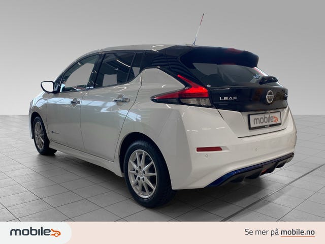 SJNFAAZE1U0028546 2018 NISSAN LEAF-3