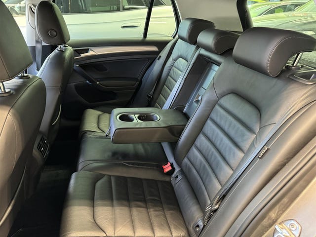 2015 VOLKSWAGEN GOLF - 19