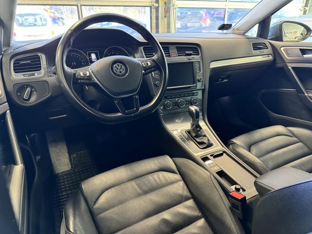 2015 VOLKSWAGEN GOLF - 13