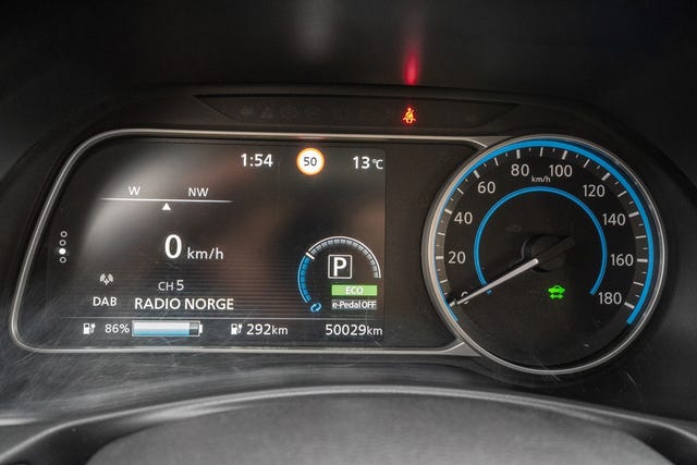 2020 NISSAN LEAF - 19