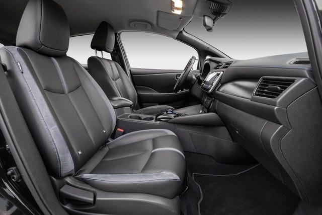 2020 NISSAN LEAF - 16
