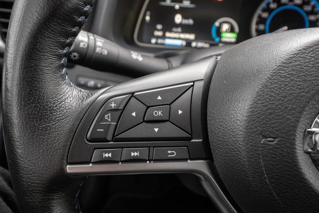 2020 NISSAN LEAF - 26