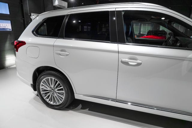 2020 MITSUBISHI OUTLANDER - 12