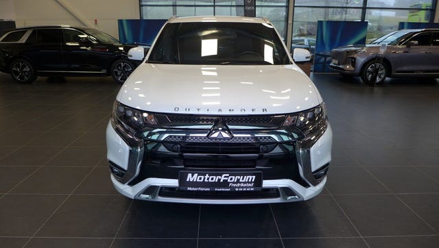 2020 MITSUBISHI OUTLANDER - 8