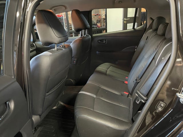 2018 NISSAN LEAF - 20