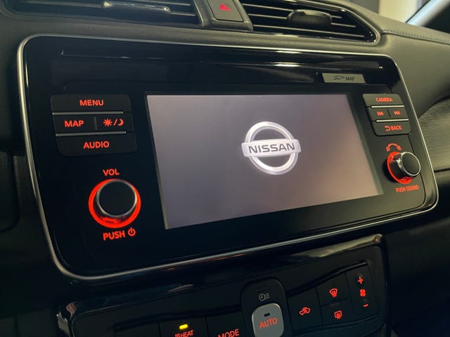 2018 NISSAN LEAF - 14