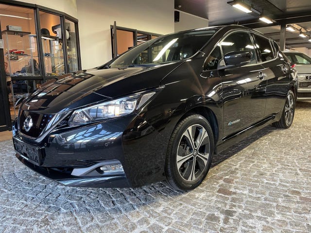 SJNFAAZE1U0022470 2018 NISSAN LEAF-0