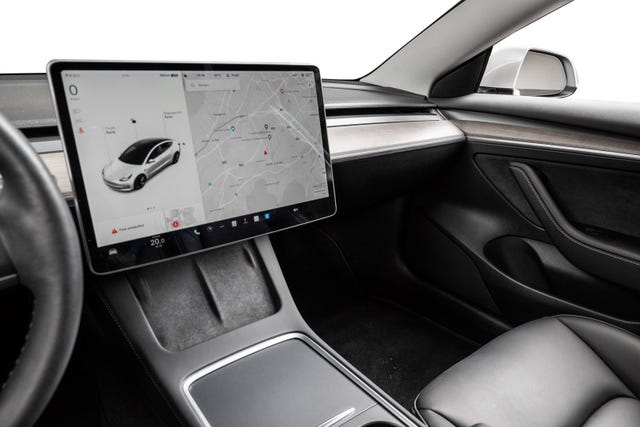 2022 TESLA MODEL 3 - 12