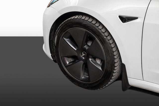 2022 TESLA MODEL 3 - 9