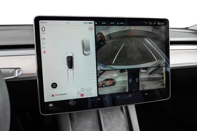 2022 TESLA MODEL 3 - 26
