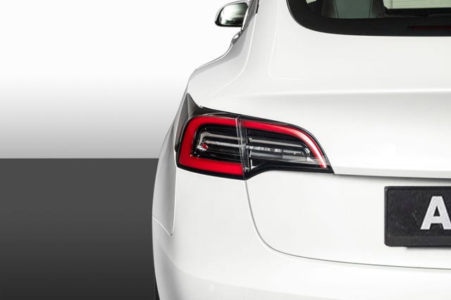 2022 TESLA MODEL 3 - 8