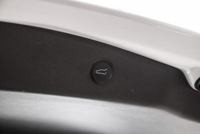 2022 TESLA MODEL 3 - 28