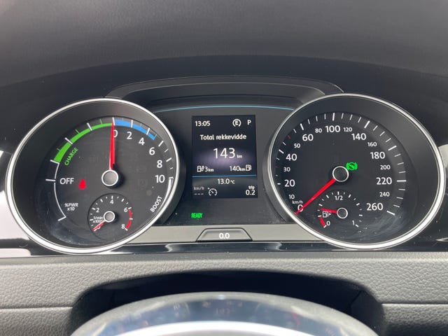 2018 VOLKSWAGEN GOLF - 10