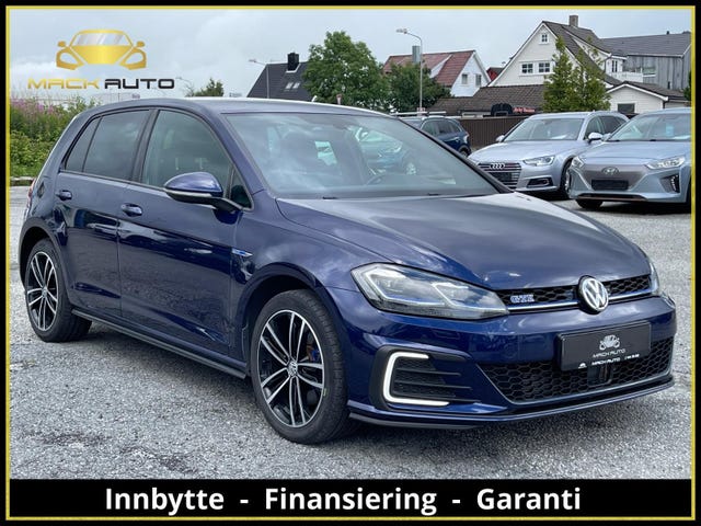 WVWZZZAUZJW811786 2018 VOLKSWAGEN GOLF-0