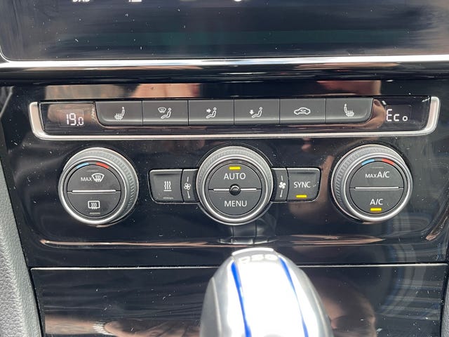 2018 VOLKSWAGEN GOLF - 14
