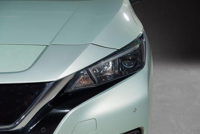 2018 NISSAN LEAF - 9
