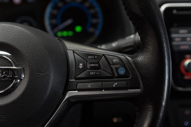 2018 NISSAN LEAF - 15