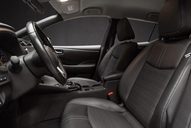 2018 NISSAN LEAF - 23