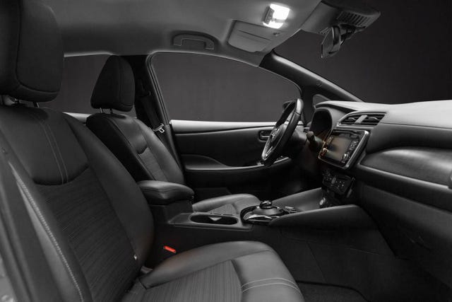 2018 NISSAN LEAF - 26