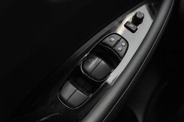 2018 NISSAN LEAF - 22