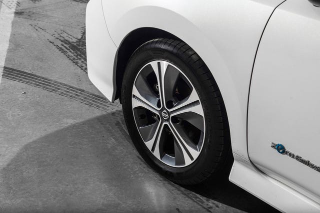 2020 NISSAN LEAF - 8