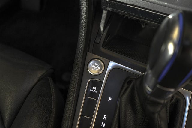 2015 VOLKSWAGEN GOLF - 21