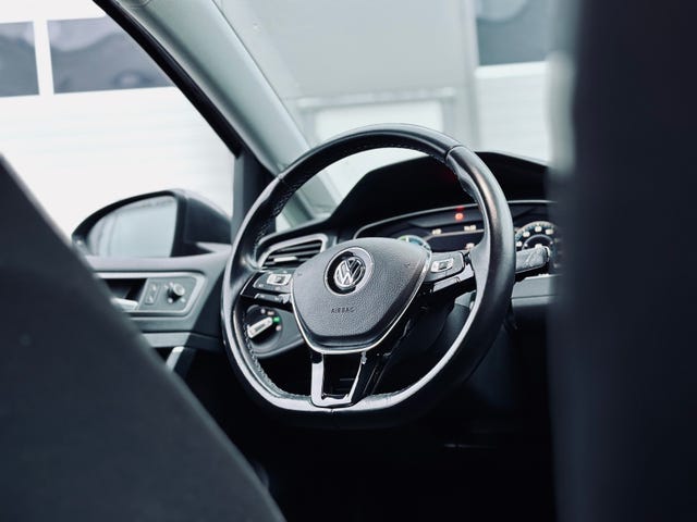 2019 VOLKSWAGEN GOLF - 12