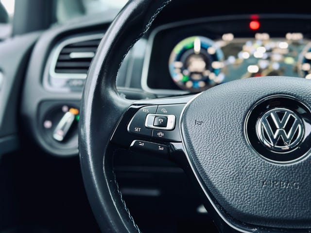 2019 VOLKSWAGEN GOLF - 14