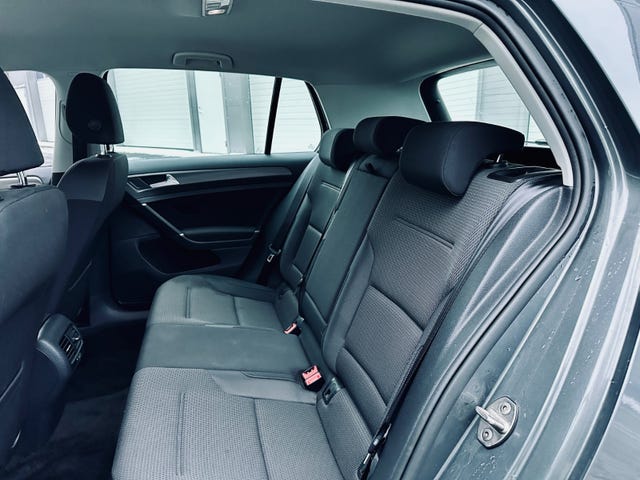 2019 VOLKSWAGEN GOLF - 25