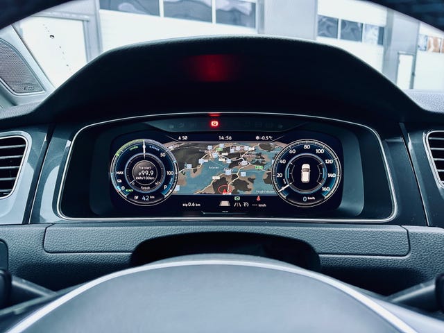 2019 VOLKSWAGEN GOLF - 17