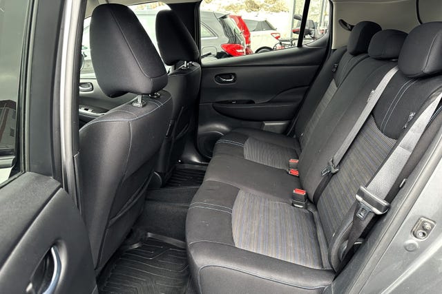 2018 NISSAN LEAF - 11