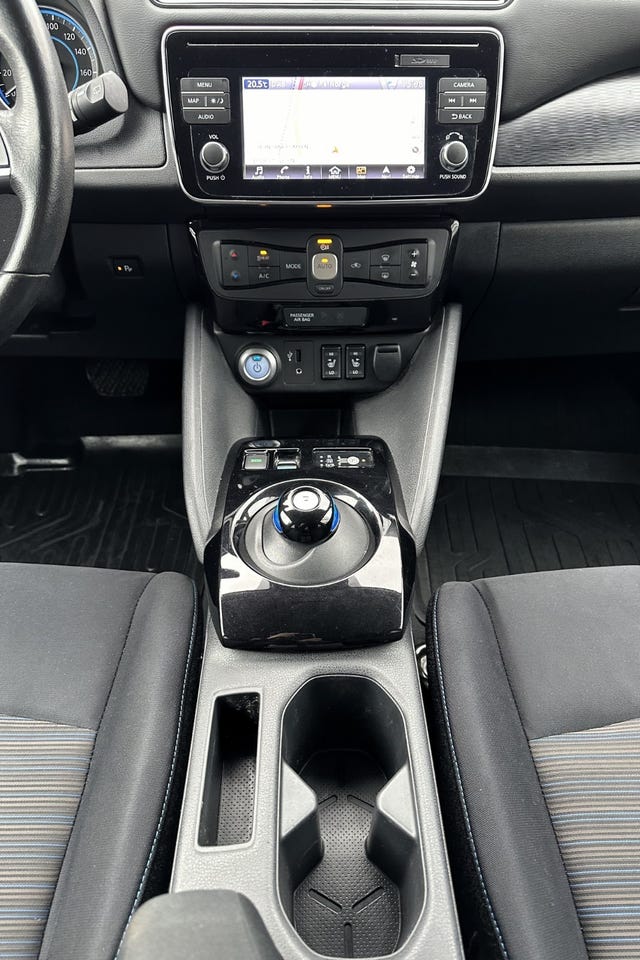 2018 NISSAN LEAF - 21