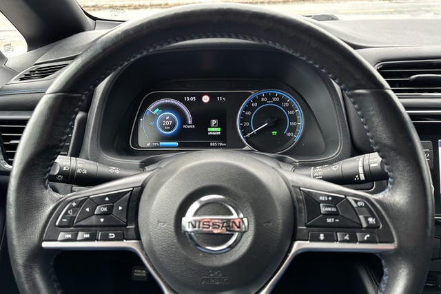2018 NISSAN LEAF - 17