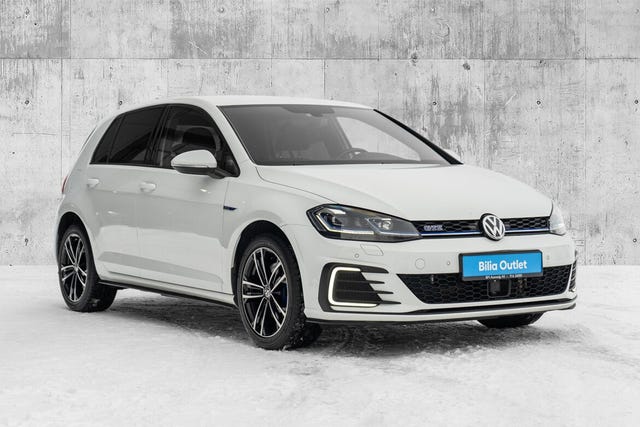 2018 VOLKSWAGEN GOLF - 9