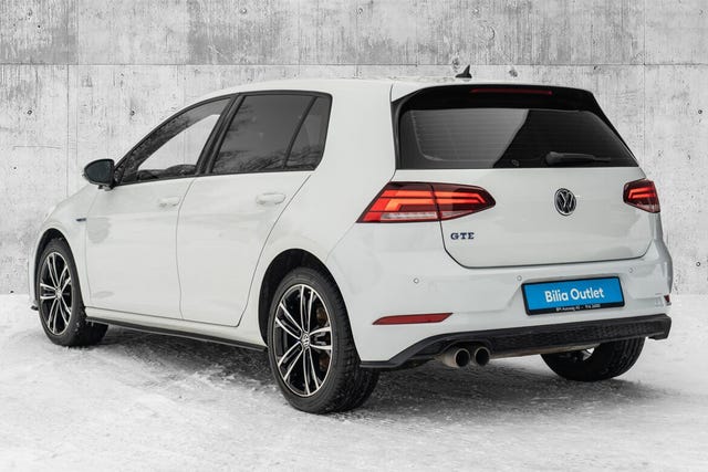 WVWZZZAUZJW801039 2018 VOLKSWAGEN GOLF-5