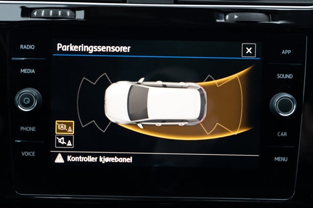 2018 VOLKSWAGEN GOLF - 16