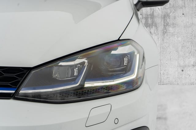 2018 VOLKSWAGEN GOLF - 8